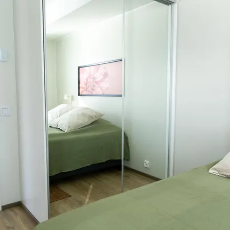 公寓 Beautifully Furnished Family - Parking, Sauna, Balcony