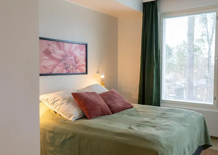 Beautifully Furnished Family - Parking, Sauna, Balcony 아파트 Jyväskylä